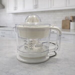 Dash Citrus Juicer